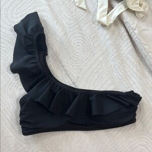 NEVER USED Black Ruffled One-Shoulder Bikini Top
